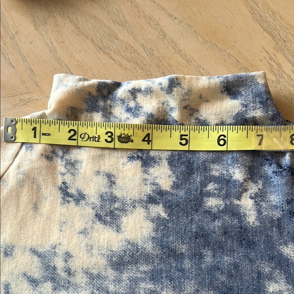 Roberto Cavalli, vintage Stylish Blue and Cream Women's Top - Picture 5 of 15